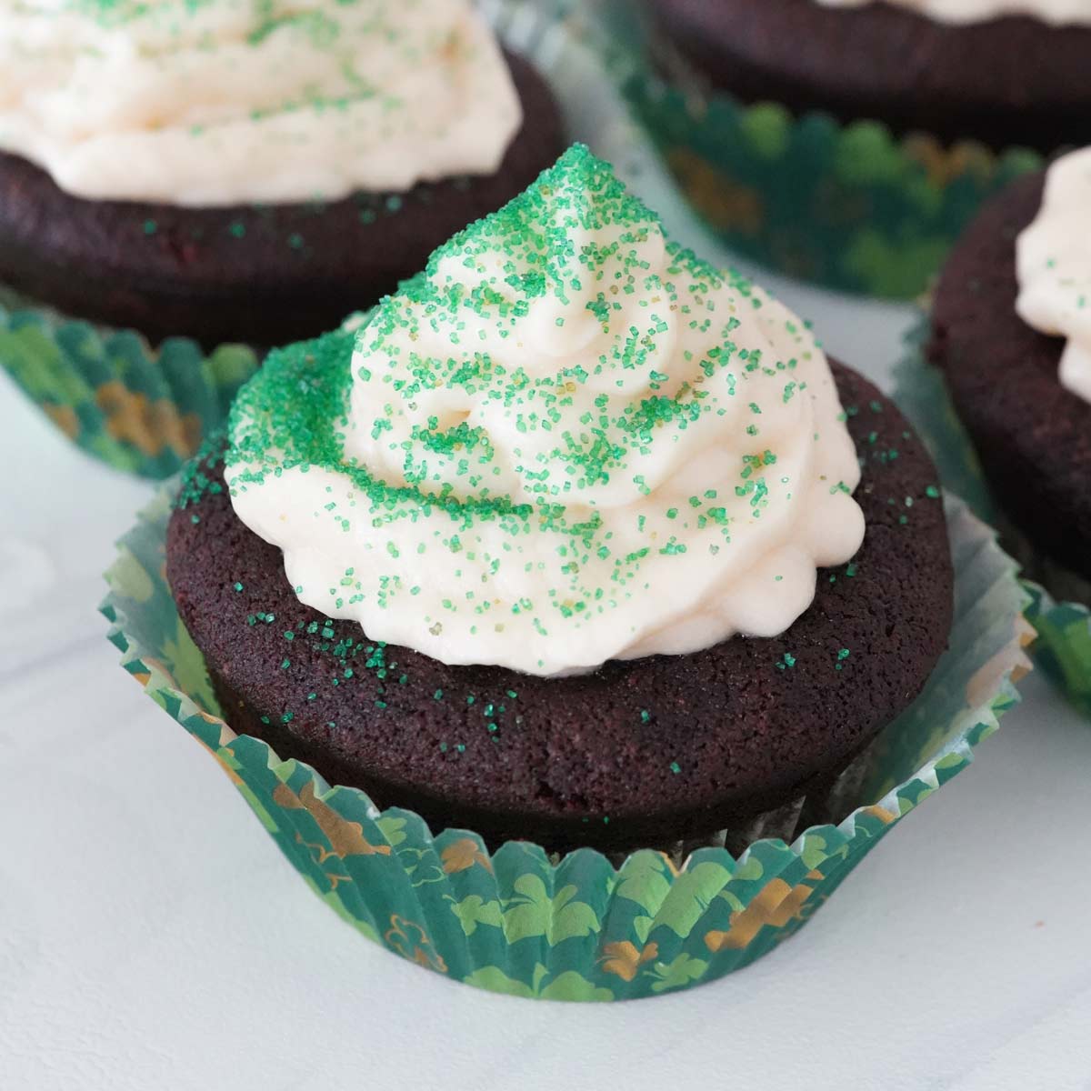 Guinness Cupcakes With Irish Cream Frosting Flipboard