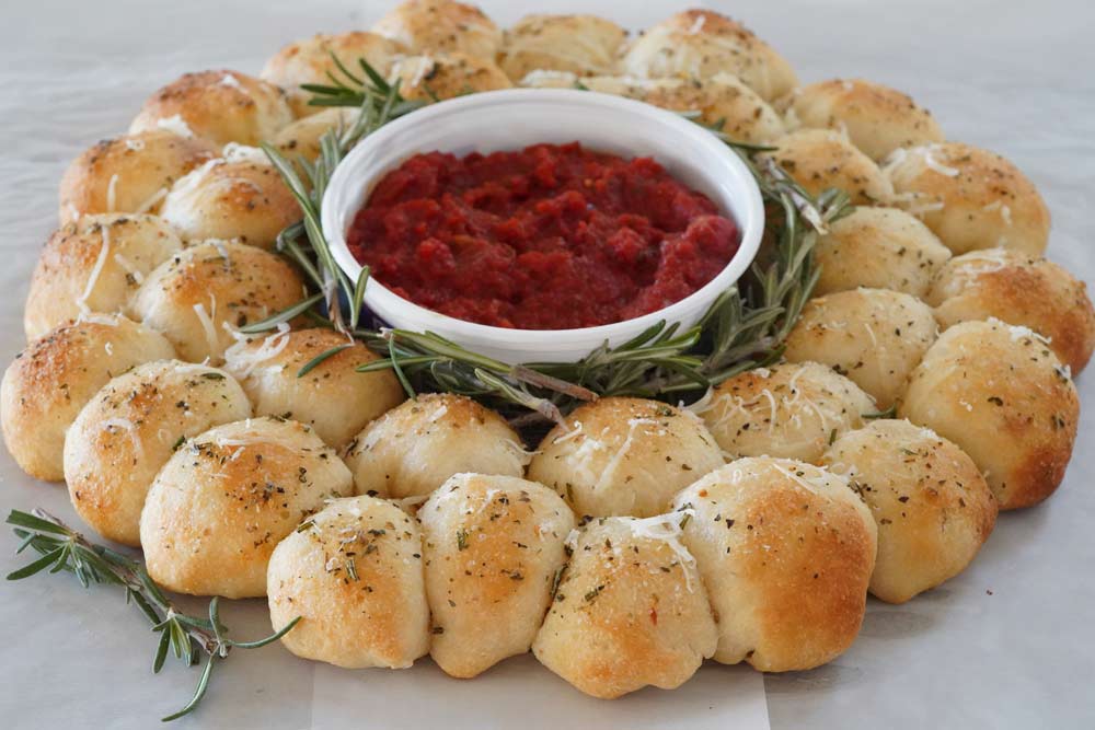 cheesy bread wreath