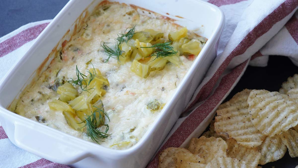 Hot Dill Pickle Dip: A Warm and Zesty Treat for Your Next Gathering