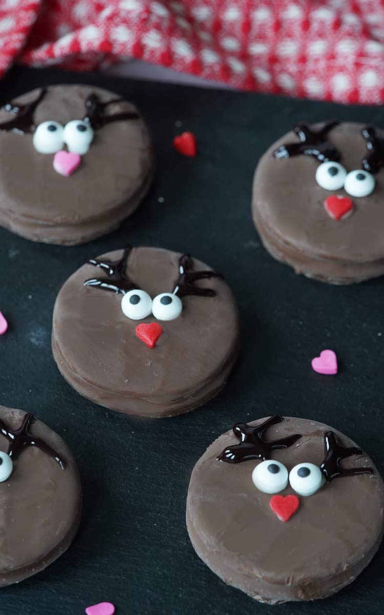 Chocolate Fudge Nutter Butter Reindeer