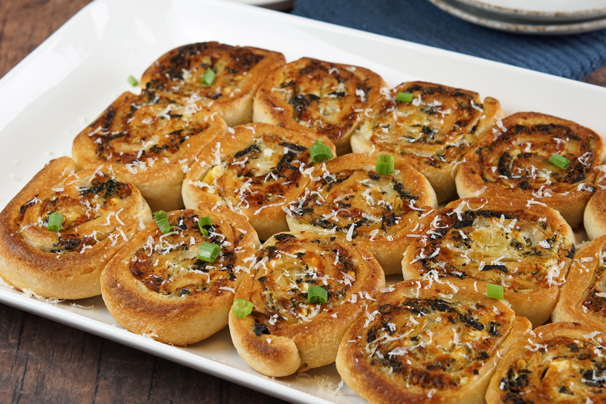 Cheesy Spinach & Artichoke Pinwheels