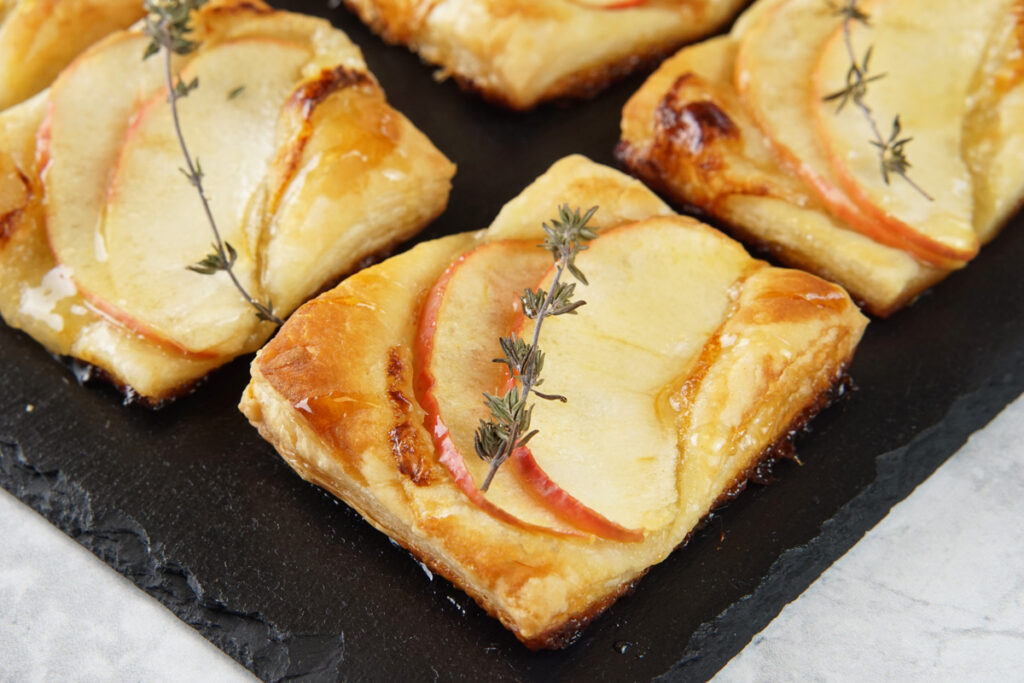 Apple and brie puff pastry bites
