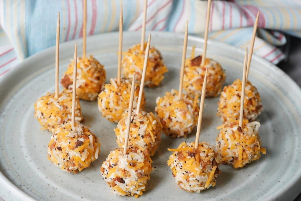 mini cheeseballs