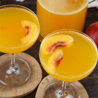 Peach bellini mocktail