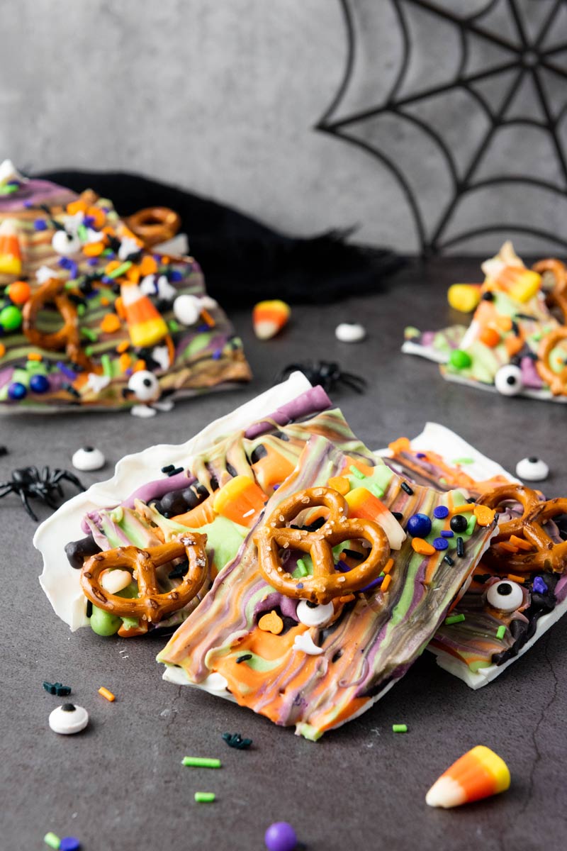 Halloween candy bark