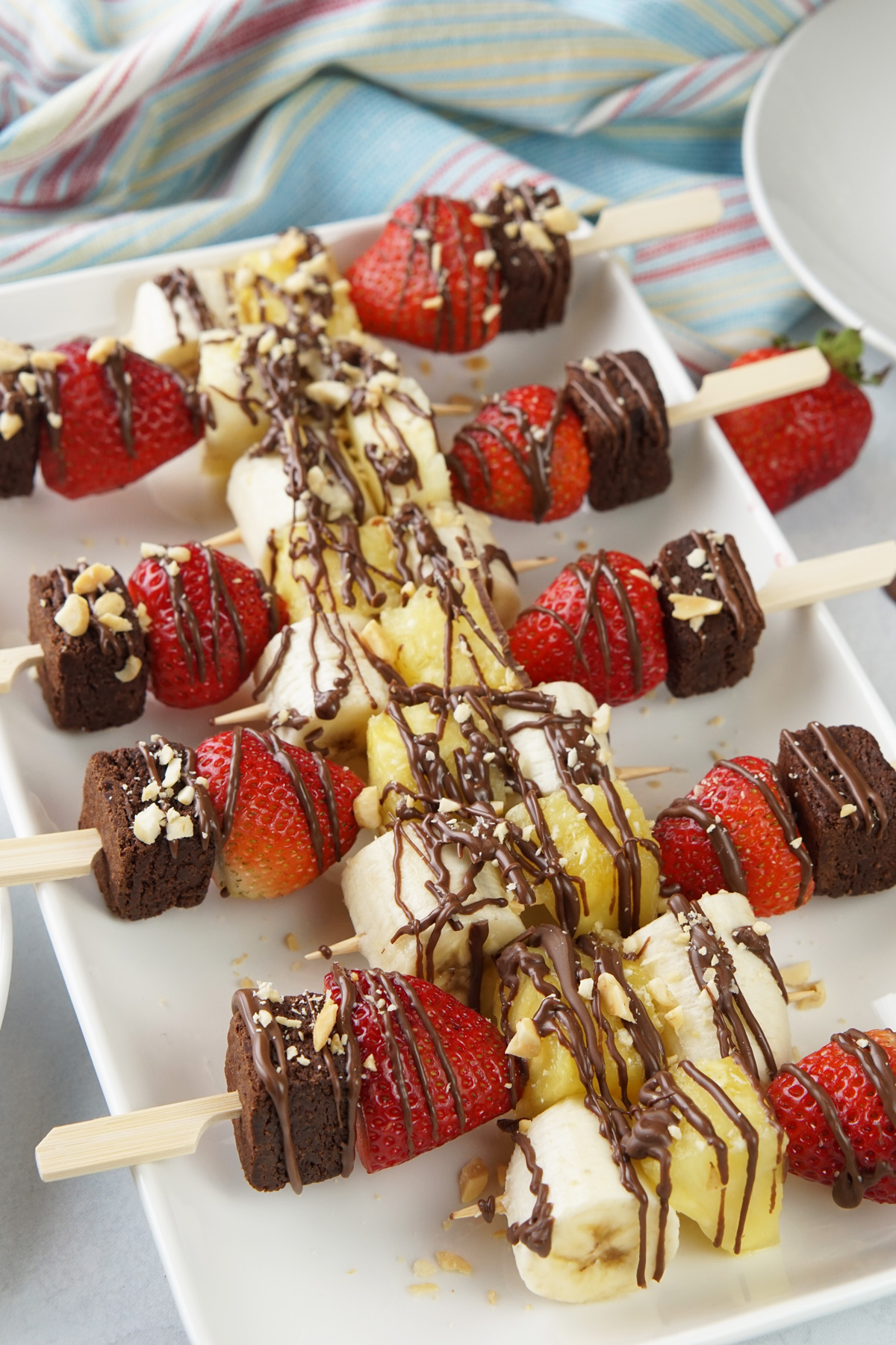 banana split skewers