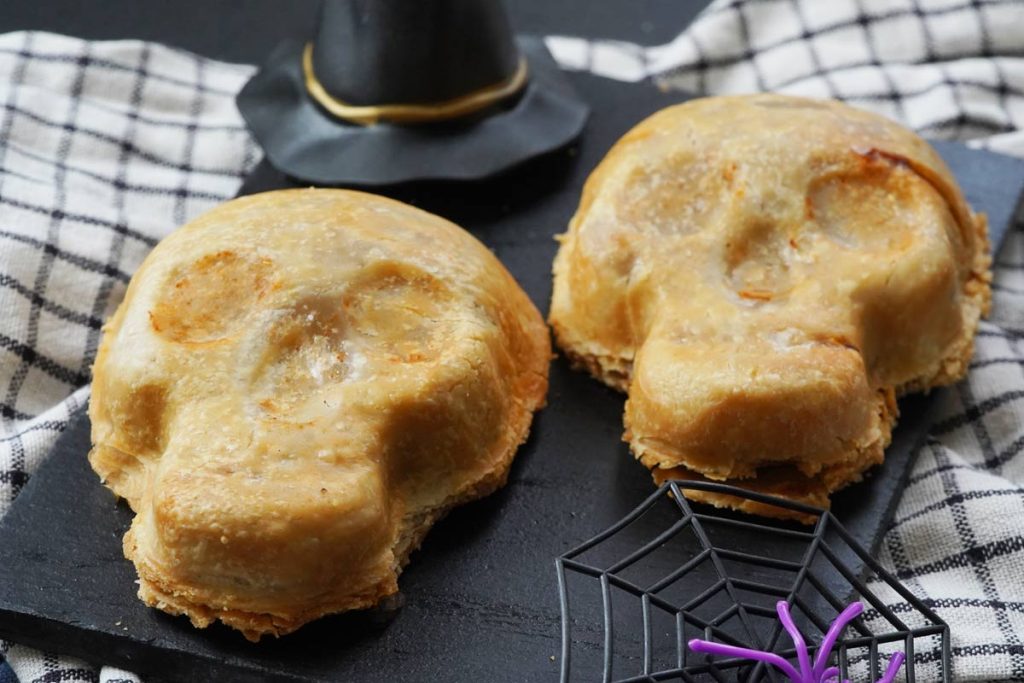 skull hand pies
