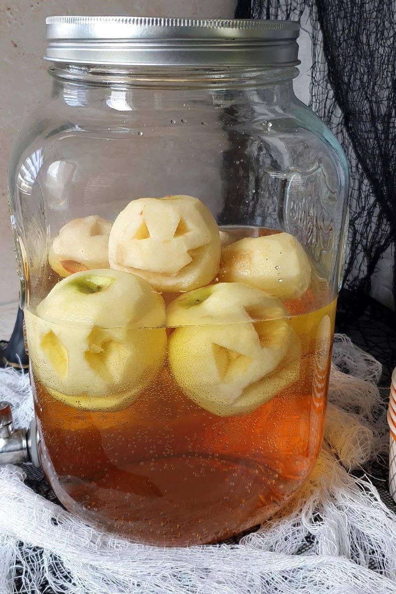 Apple head cider