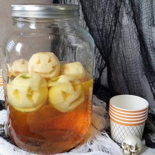 Apple head cider