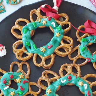 christmas pretzels