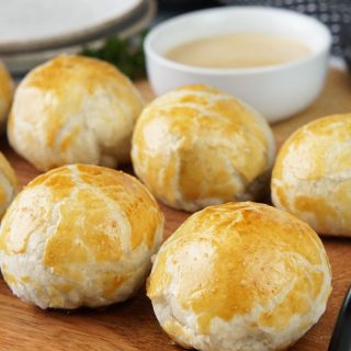 Beef wellington bites