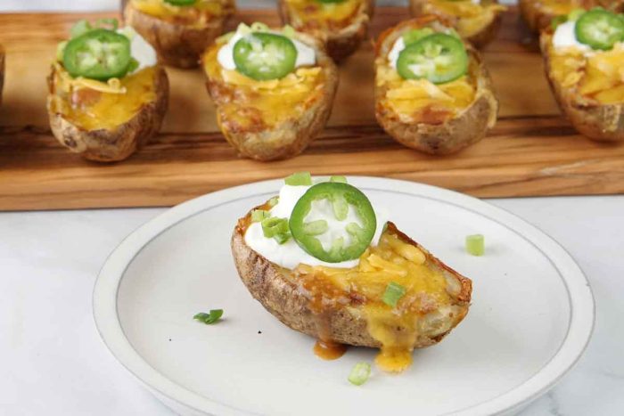 Potato skin chili boats